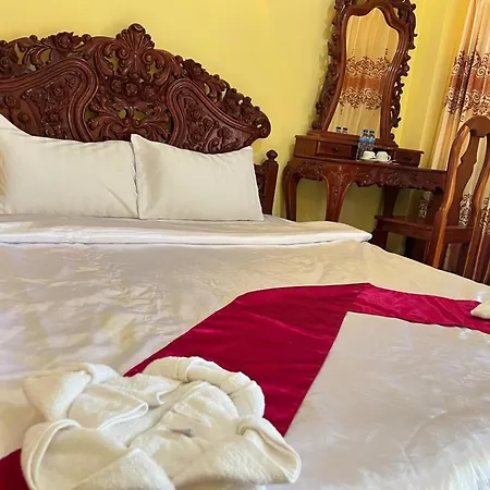 Lotus Blanc Homestay Battambang Exterior photo