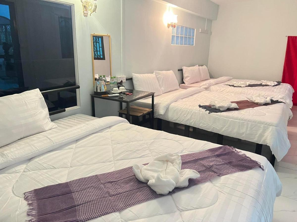 Lotus Blanc Battambang